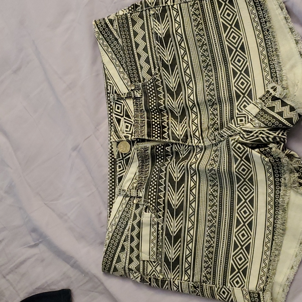 pimkie shorts with pattern small